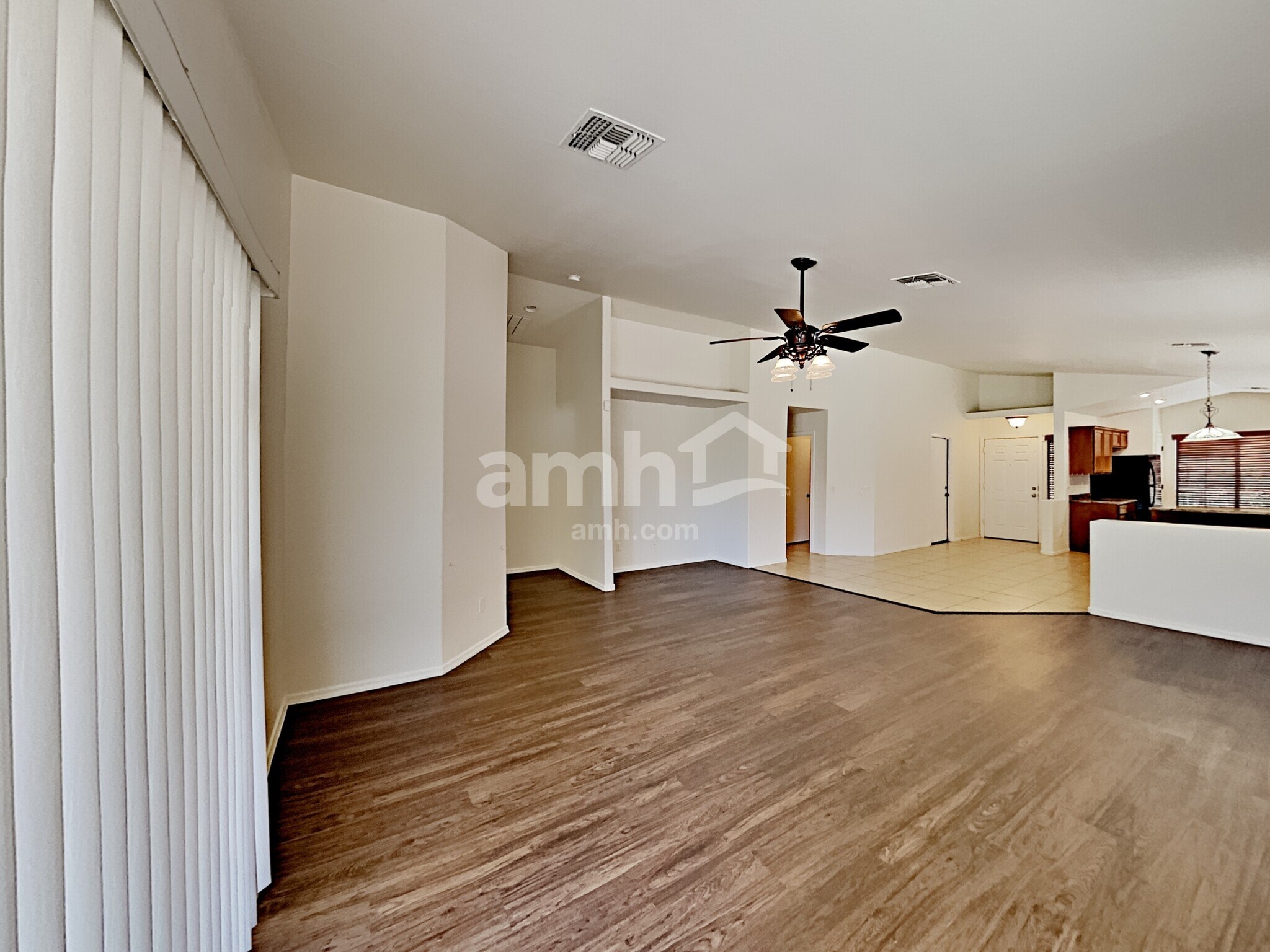 Building Photo - 3207 S 94th Ave