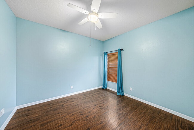 Building Photo - 1843 Mira Lago Cir