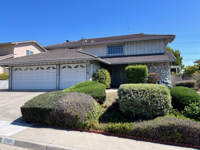 Primary Photo - 4 Bedroom Home 3 Car Garage with Fenced Ya...