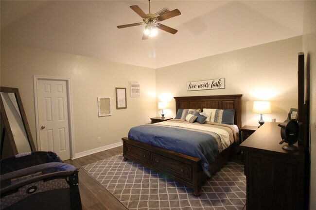 Building Photo - 114 Chandler Ct