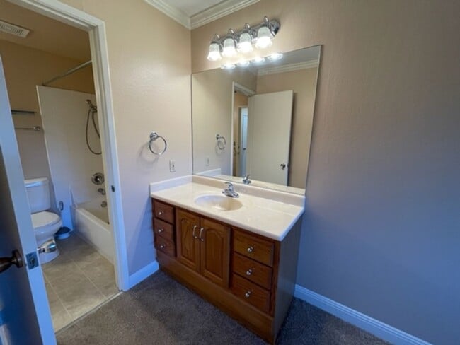 Building Photo - Wonderful 2 story 2 bedroom, 1.5 bath town...
