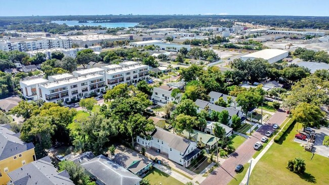 Building Photo - 50 W Esther St