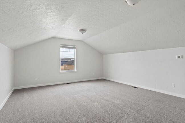 Building Photo - 10411 Rockaway Ridge St