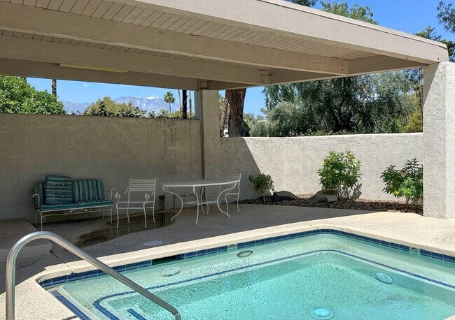 Building Photo - 35050 Mission Hills Dr