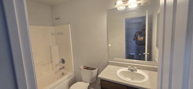 Building Photo - 3487 S Conestoga Rd