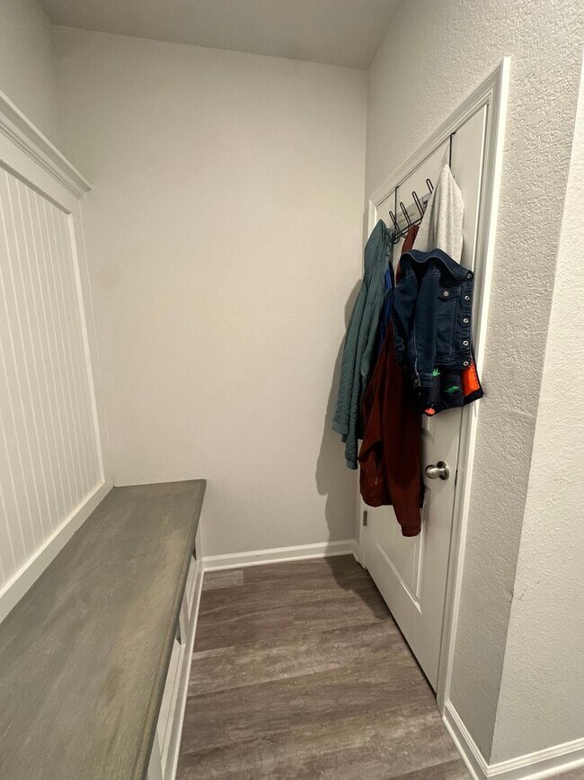 Building Photo - New construction 3 bedroom, 3.5 bathroom c...