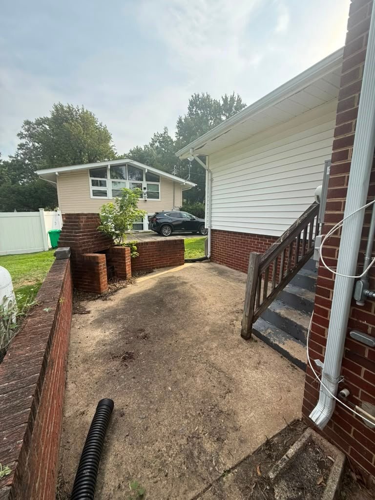 Building Photo - 8111 Fort Foote Rd