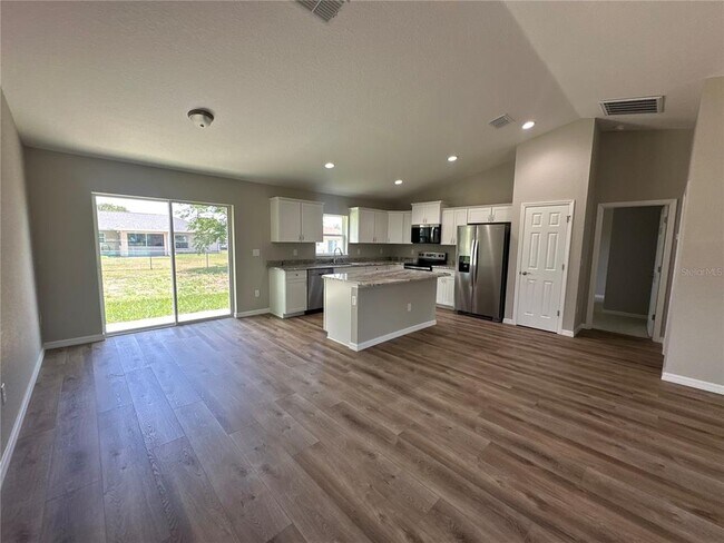 Building Photo - 115 Juniper Run