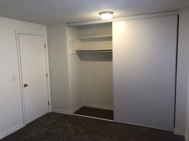 Building Photo - Total Remodel! Two Bedroom Duplex in North...