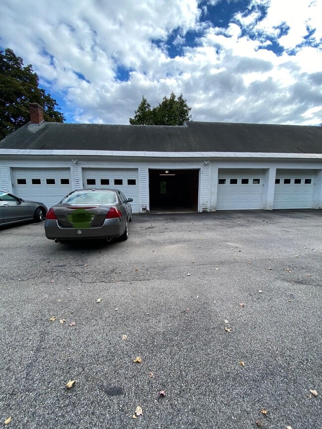 Building Photo - 63 Main St