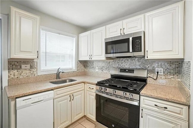 Building Photo - 4123 St Johns Terrace