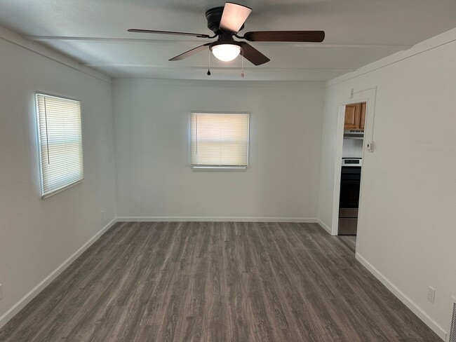 Building Photo - 3 Bedroom Single Family Home in Greeley