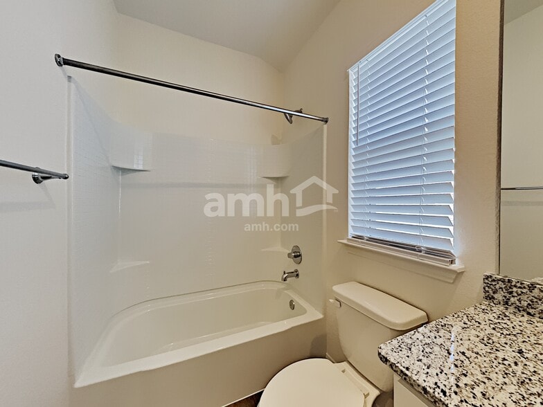 Building Photo - 325 Pebble Beach Run