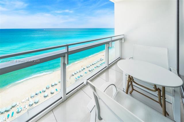 Building Photo - 6801 Collins Ave