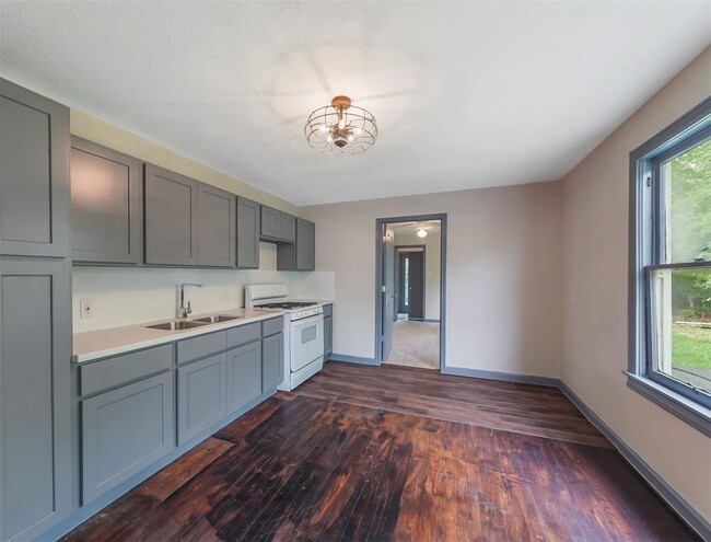 Building Photo - 4142 Mallow St