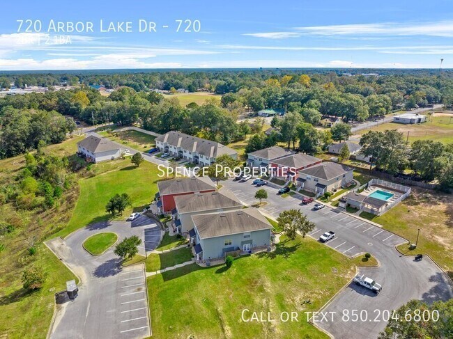 Building Photo - 720 Arbor Lake Dr