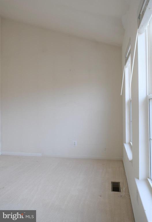 Building Photo - 8933 Royal Astor Way