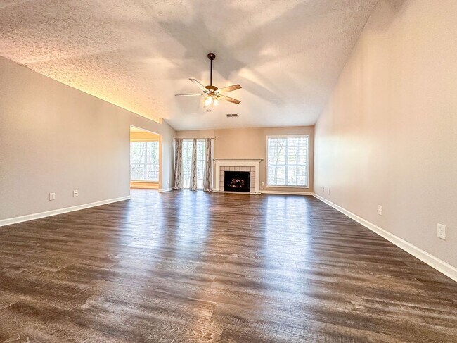 Building Photo - 3552 Plum Creek Trail NW