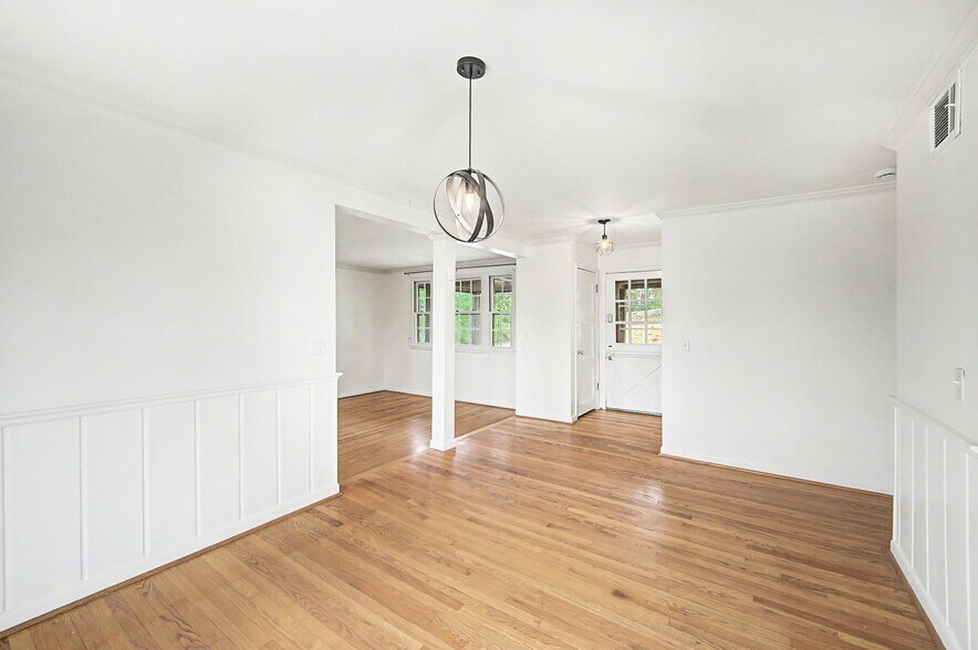 Building Photo - 3529 Trimble Rd