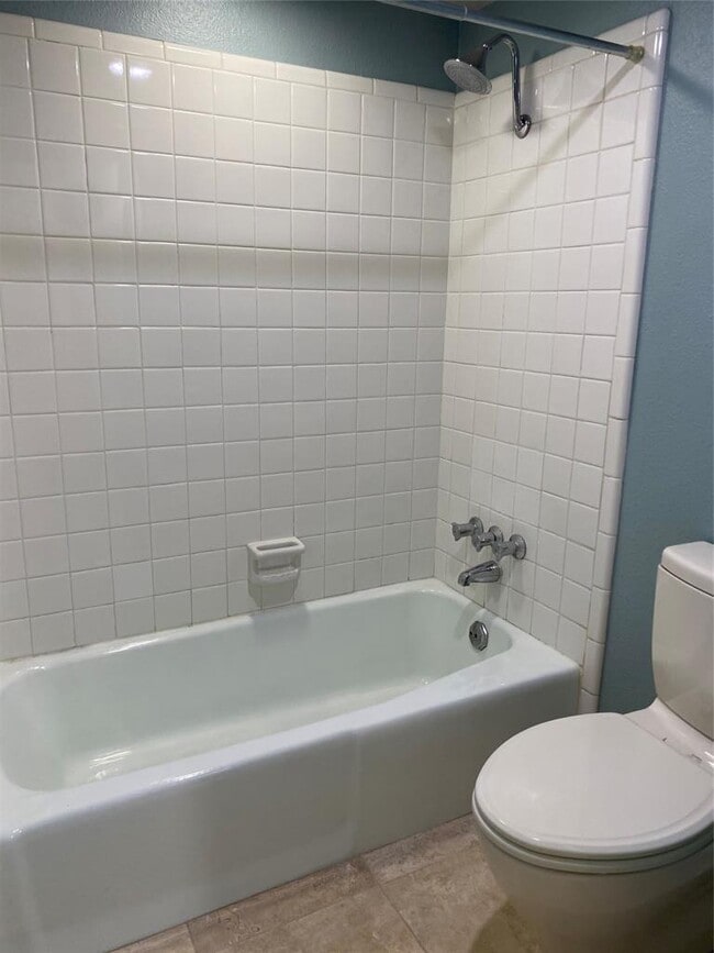 Building Photo - 6103 Bullard Dr