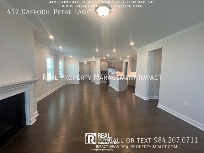 Building Photo - 412 Daffodil Petal Ln
