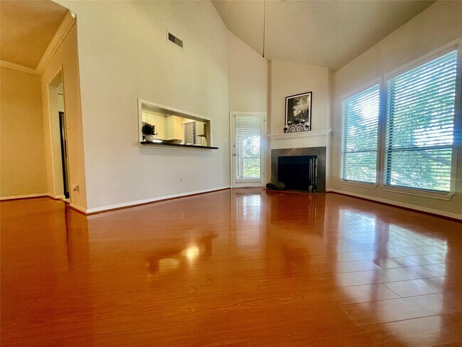 Building Photo - 4144 Greystone Way