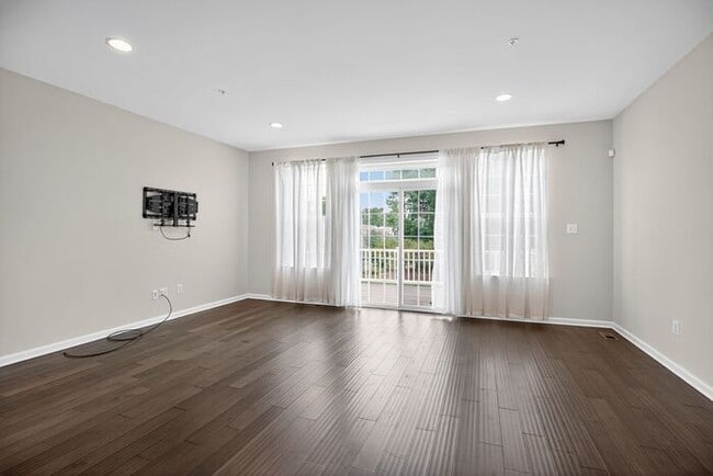 Building Photo - 43718 Winterberry Wy