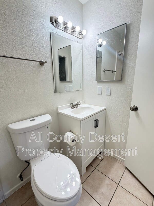 Building Photo - 72670 Thrush Rd