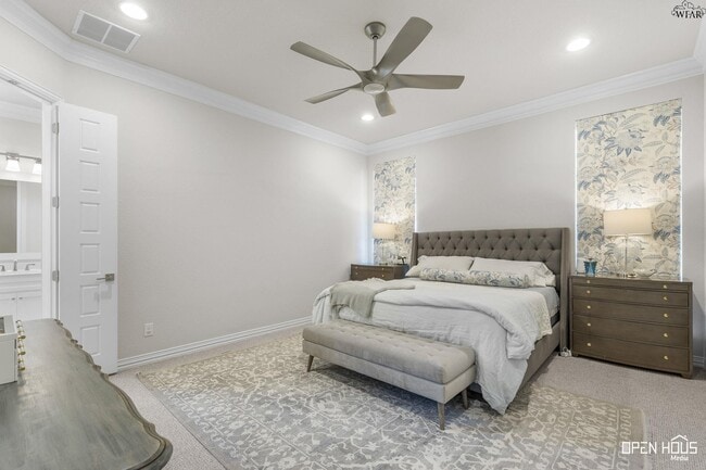 Building Photo - 5682 Blackstone Dr