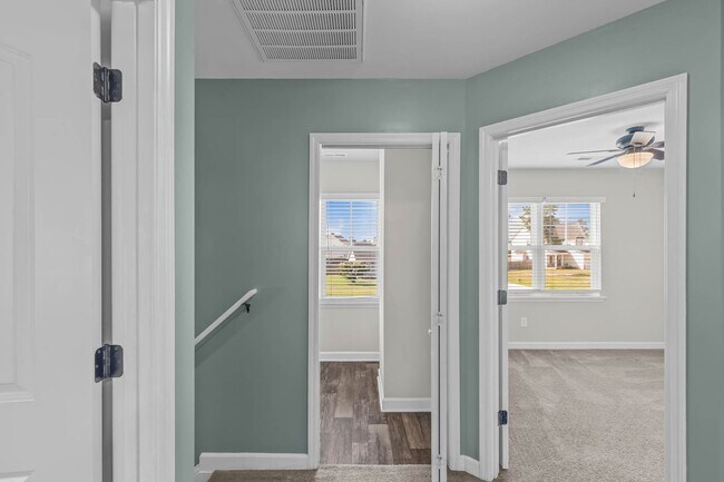 Building Photo - 3 Bed | 2.5 Bath | ~1,536 Sq Ft | Available for Rent