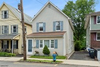 Building Photo - 96 Rector St