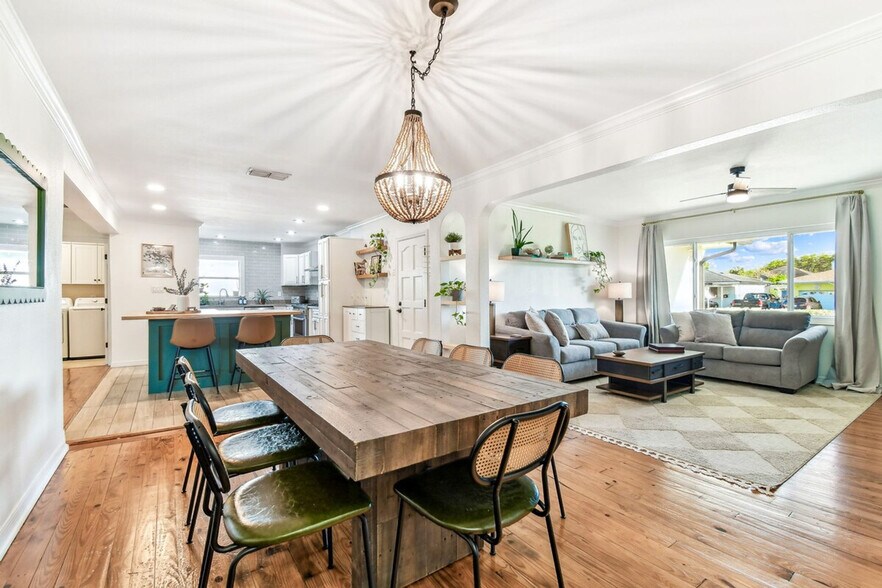 Building Photo - 1107 W Braddock St