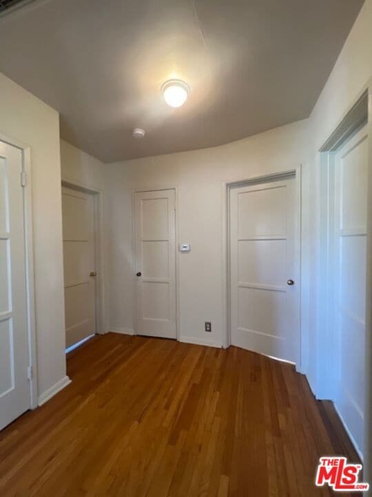 Building Photo - 1719 Glendon Ave