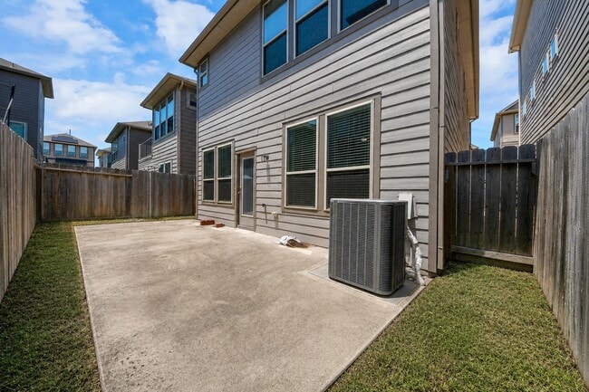 Building Photo - 3111 Dakota Falls Dr