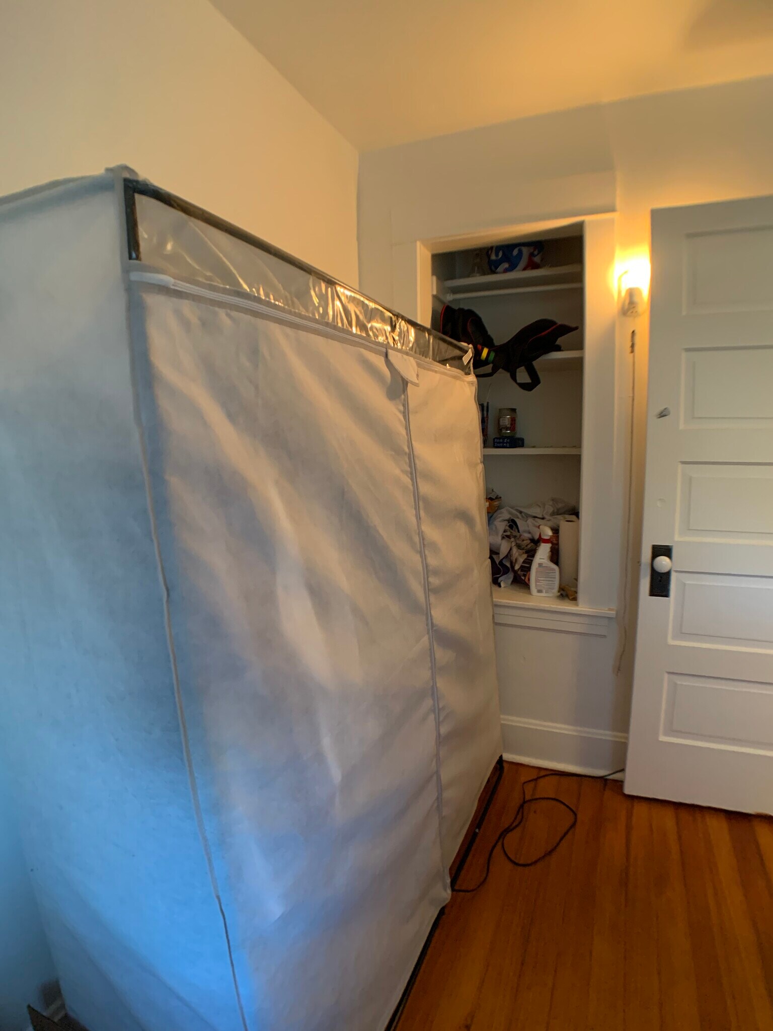 Bonus room - 1193 25th St