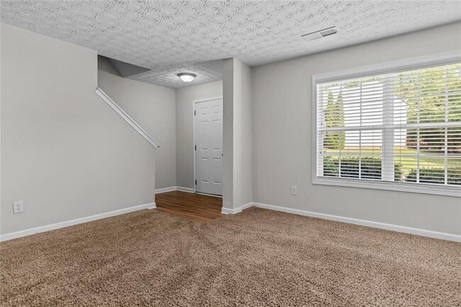 Building Photo - 1483 Little Creek Dr