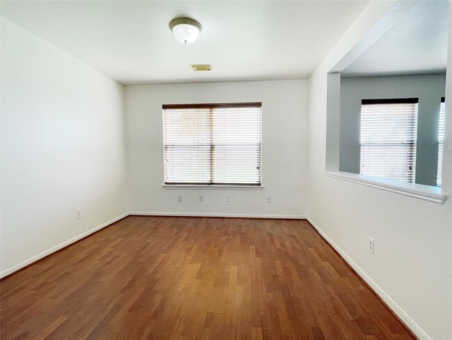 Building Photo - 15723 Crooked Arrow Dr