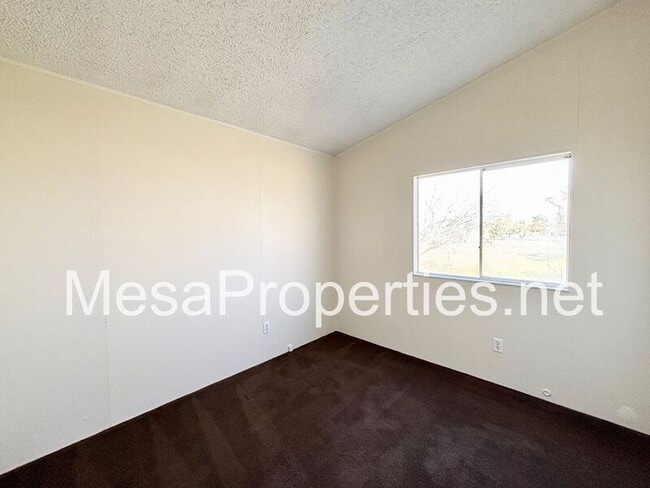 Building Photo - 9964 Arroyo Ave