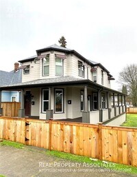 Building Photo - 715 S Sheridan Ave