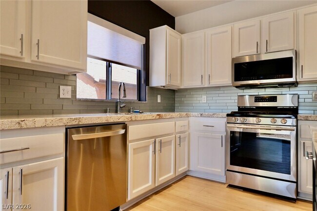 Building Photo - 1605 Williamsport St