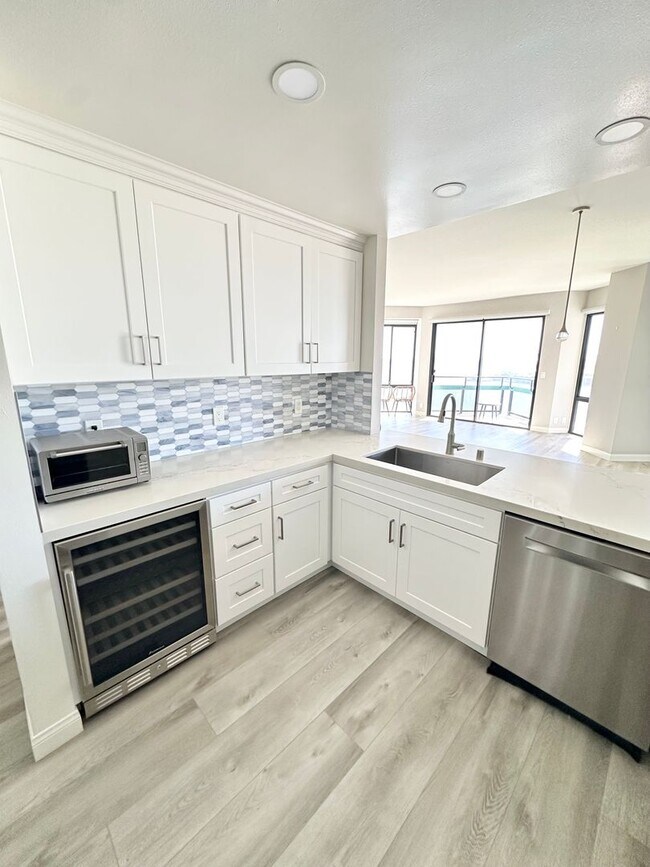 Building Photo - Oceanfront High-Rise Living – Stunning 1BR w/ Panoramic Views & Resort Amenities