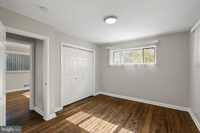 Building Photo - 3908 Melvern Pl