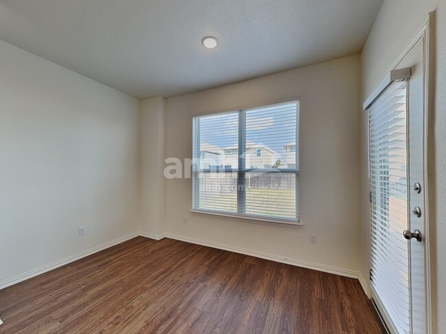 Building Photo - 2716 Geronimo Creek