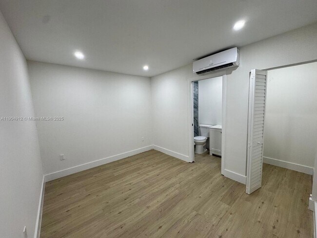 Building Photo - 12201 SW 64th St