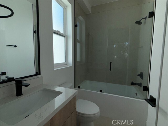 Building Photo - 5042 Laurel Canyon Blvd