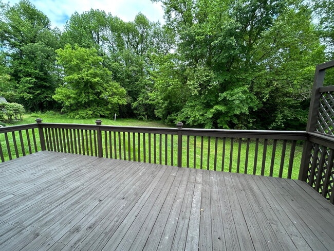 Building Photo - 3 BD 1.5 BA remodeled home for rent in Mon...