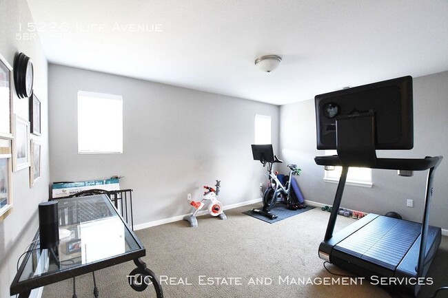Building Photo - Solterra Home for Rent!