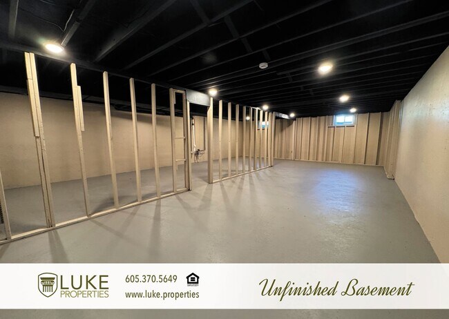 Building Photo - 211 S Jefferson Ave