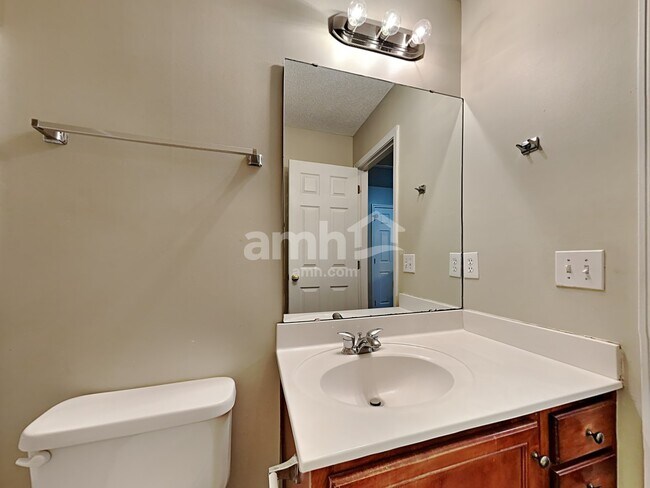 Building Photo - 8788 Red Oak Drive