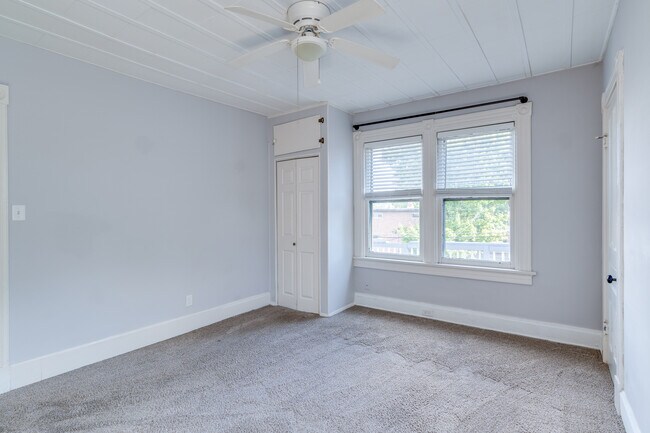 Building Photo - 2217 Jefferson Ave